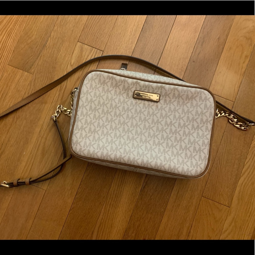Michael Kors Crossbody